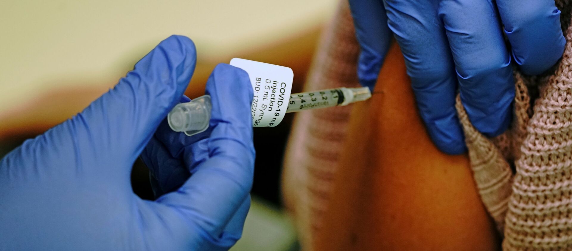 واکسن روسی اپی واک کرونا تا به چه مدت شما را در برابر کووید 19 مصون نگه می دارد؟  - اسپوتنیک ایران  , 1920, 04.02.2021