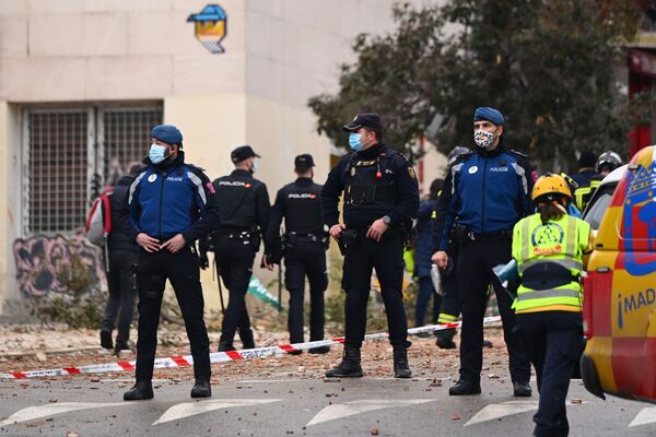 پلیس در محل انفجار در مادرید - اسپوتنیک ایران  
