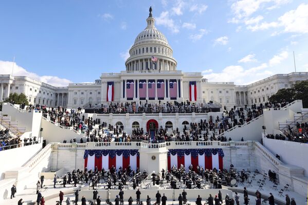نمایی کلی از کاخ کنگره آمریکا در مراسم تحلیف جو بایدن - اسپوتنیک ایران  