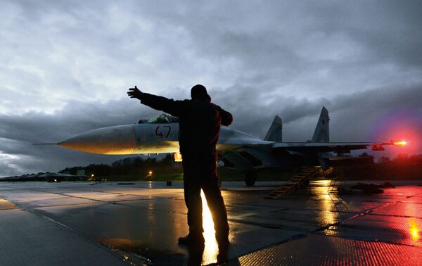 جنگنده‌های روسی، حامیان آسمان
جنگنده سوخوی-27 روسیه - اسپوتنیک ایران  