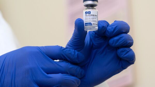 چند درصد جمعیت جهان در برابر کرونا کاملا واکسینه شده‌اند؟ - اسپوتنیک ایران  