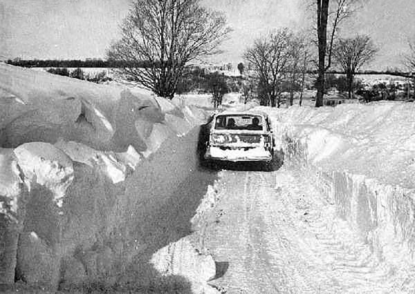 رکوردهای باورنکردنی بارش برف در طول تاریخ
آمریکا، نیویورک، سال 1977 میلادی  - اسپوتنیک ایران  