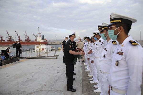 فرمانده روس  به سربازان نیروی دریایی ایران درود می فرستد - اسپوتنیک ایران  
