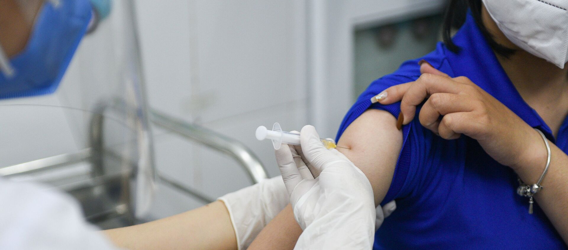مقام ایرانی: نتایج واکسن کوو ایران برکت به سازمان جهانی بهداشت ارائه خواهد شد - اسپوتنیک ایران  , 1920, 30.05.2021