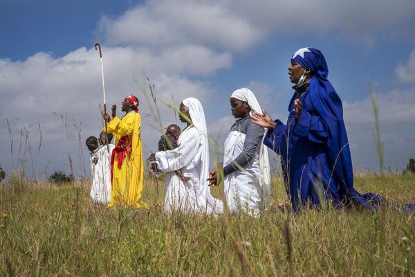 کاتولیک ها عید پاک را برگزار کردند
آفریقای جنوبی - اسپوتنیک ایران  