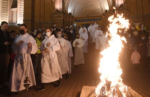 کاتولیک ها عید پاک را برگزار کردند
مسکو - اسپوتنیک ایران  