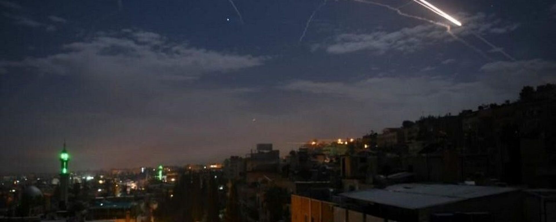 پدافند هوایی سوریه 7 موشک شلیک شده از جنگنده اسرائیلی را منهدم کرد - اسپوتنیک ایران  , 1920, 20.07.2021