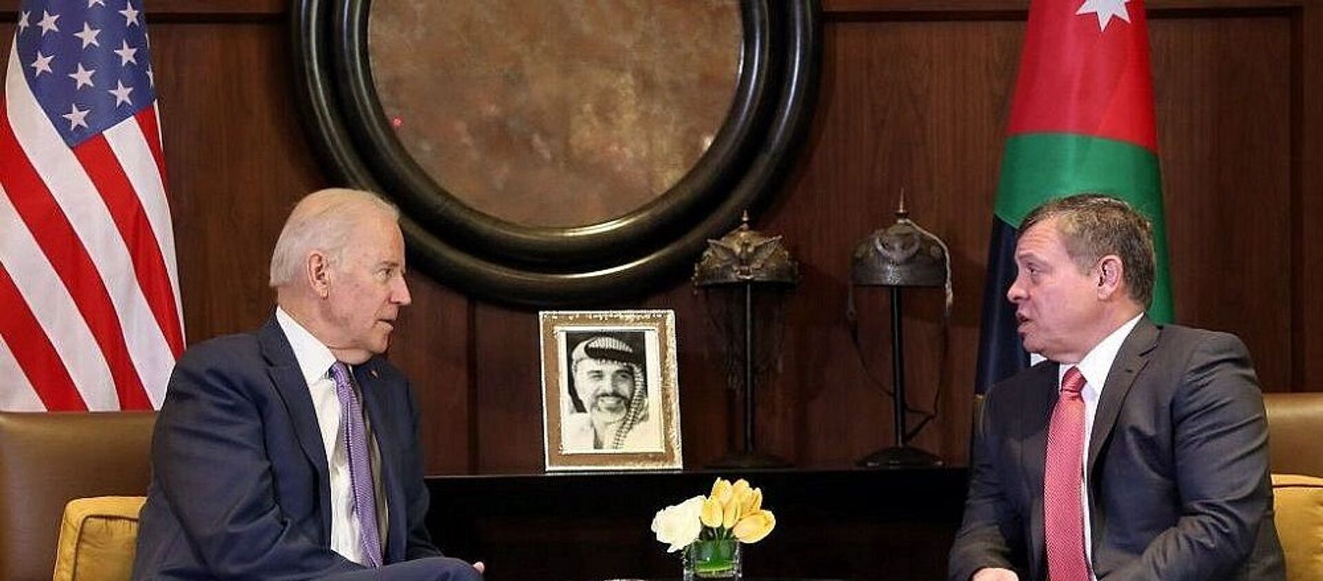 جو بایدن، رئیس جمهور ایالات متحده آمریکا و عبدالله دوم، پادشاه اردن  - اسپوتنیک ایران  , 1920, 08.04.2021