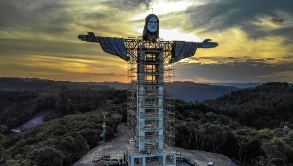 روند ساخت سومین مجسمه جدید عیسی مسیح در برزیل  - اسپوتنیک ایران  