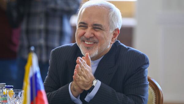 توصیه ظریف به وزیر خارجه دولت جدید:  چند ۱۰ میلیون واکسن ظرف ماه‌های آینده وارد کنید  - اسپوتنیک ایران  