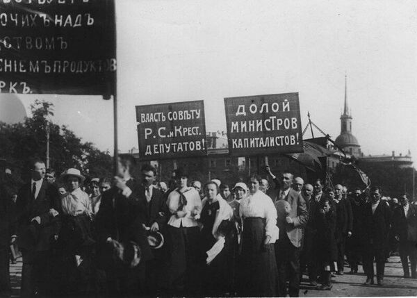 راهپیمایی روز کارگر  ۱۸ آوریل سال ۱۹۱۷ - اسپوتنیک ایران  