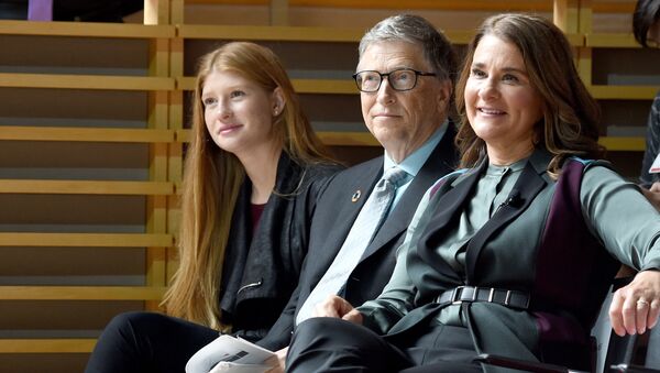 سهم همسر پیشین بیل گیتس پس از طلاق از مرز ۳ میلیارد دلار گذشت - اسپوتنیک ایران  