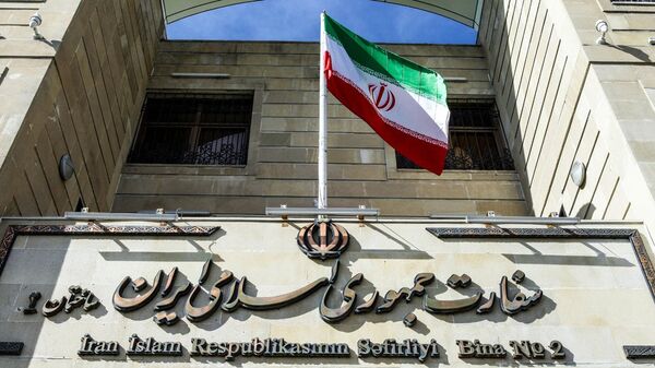 واکنش سفارت ایران در باکو به ادعای حضور کامیون‌ های ایرانی در قره باغ - اسپوتنیک ایران  