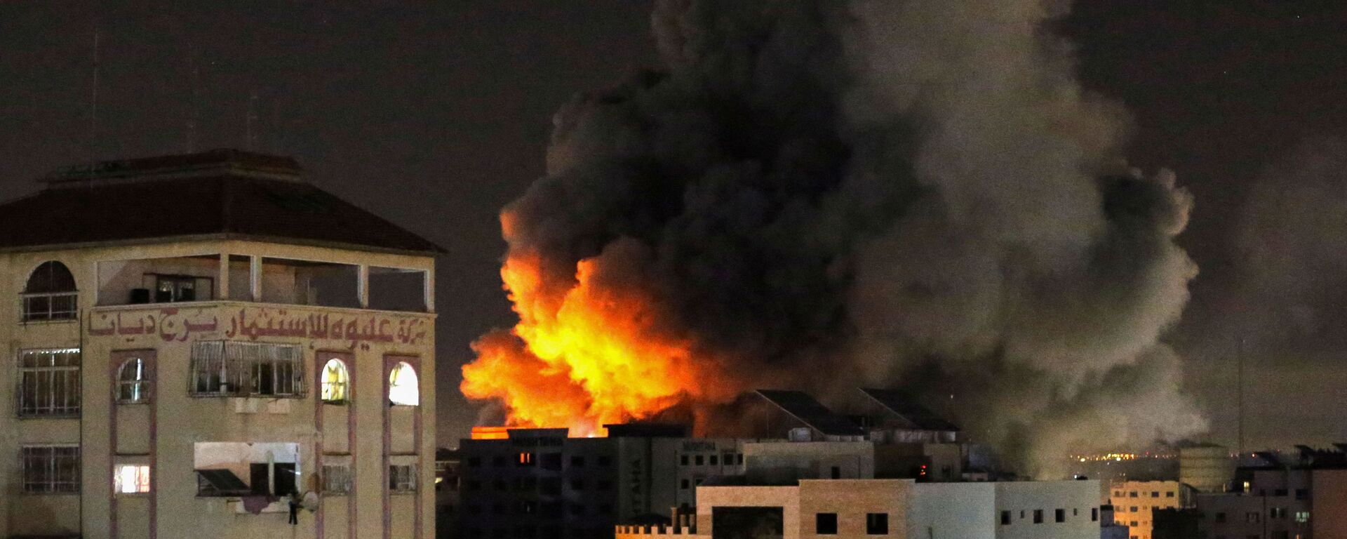 اسرائیل بدون هشدار، ساختمان هلال احمر قطر در غزه بمباران کرد   - اسپوتنیک ایران  , 1920, 18.05.2021
