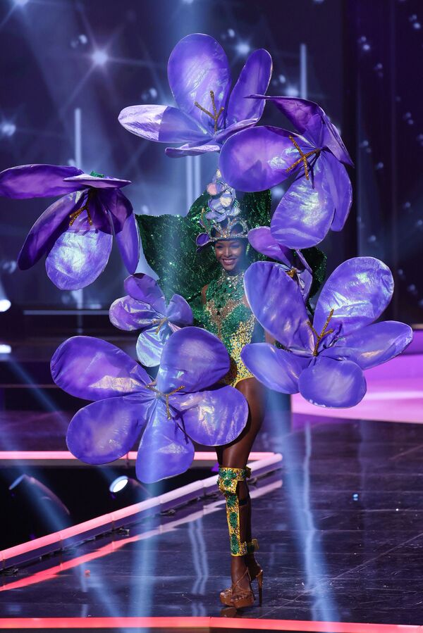 ملکه زیبایی جاماییکا در نمایش لباس ملی مسابقه «دوشیزه جهان ۲۰۲۱» - اسپوتنیک ایران  