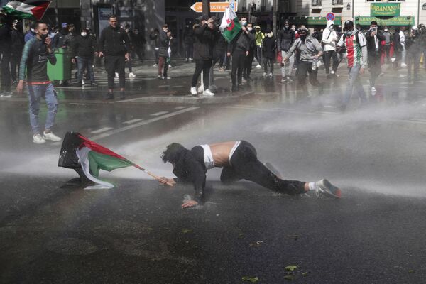 تظاهرات در کشورهای دنیا به طرفداری از فلسطین
فرانسه، پاریس - اسپوتنیک ایران  