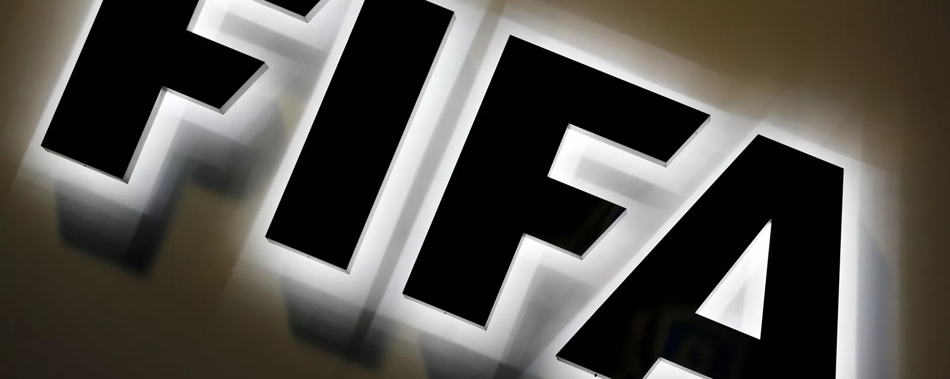 The FIFA logo outside FIFA headquarters in Zurich, Switzerland, Friday, Sept. 25, 2015.  - اسپوتنیک ایران  , 1920, 31.03.2022