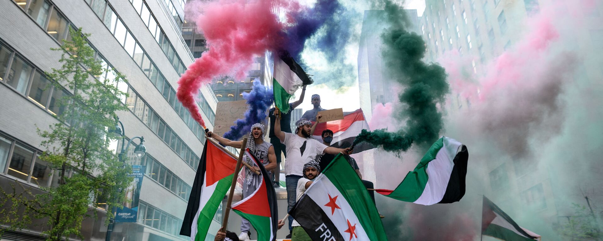 تظاهرات حمایت از فلسطین در آمریکا - اسپوتنیک ایران  , 1920, 22.05.2024