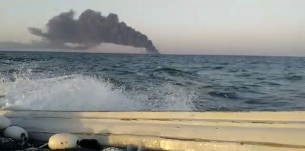 آتش‌سوزی وسیع در پالایشگاه نفت تهران - اسپوتنیک ایران  