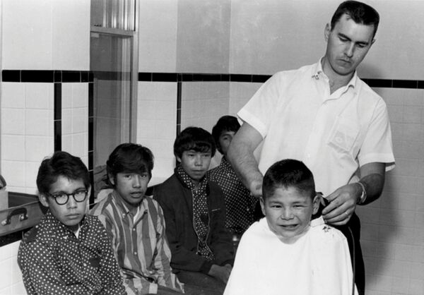 مدارس کانادایی برای ساکنان بومی
سال 1960 میلادی - اسپوتنیک ایران  