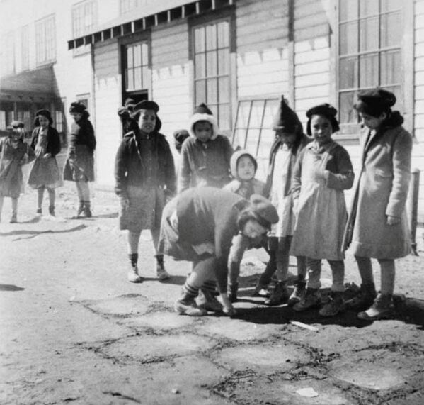 مدارس کانادایی برای ساکنان بومی
سال 1947 میلادی - اسپوتنیک ایران  