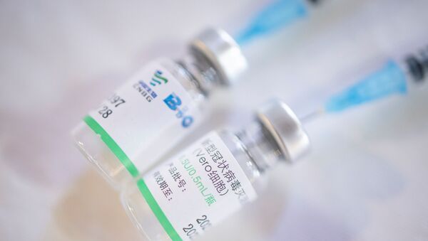 چین: حجم بالای واکسن سینوفارم به ایران ارسال می‌شود - اسپوتنیک ایران  