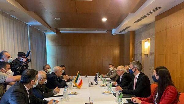 دیدار ظریف با مقام ارشد اتحادیه اروپا  - اسپوتنیک ایران  