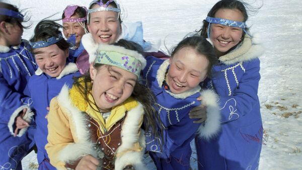 Юные жительницы якутского села Кюсюр - اسپوتنیک ایران  