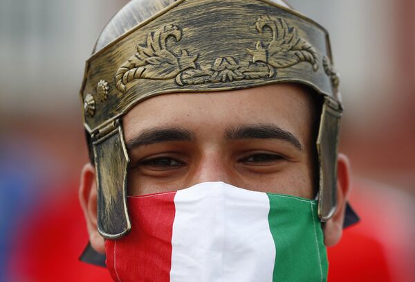 طرفدار تیم ایتالیا در رم - اسپوتنیک ایران  