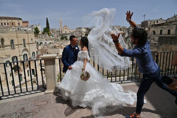 زوج جوان در ماتر ایتالیا - اسپوتنیک ایران  