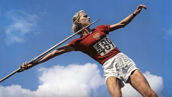 آرشیو عکس‌های هیجان‌انگیز المپیکی اسپوتنیک
ورزشکار روسیه، الکساندرا چودینا در هلسینکی - اسپوتنیک ایران  