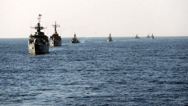 تاکید فرماندهان نیروی دریایی ایران و روسیه بر گسترش همکاری‌ - اسپوتنیک ایران  