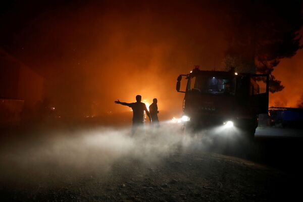 آتش سوزی مهیب در یونان - اسپوتنیک ایران  
