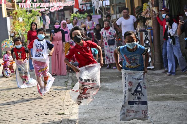 رویدادهای هفته به روایت تصویر
مسابقه دو در اندونزی - اسپوتنیک ایران  