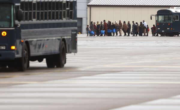 پناهجویان افغانی در پایگاه هوایی «رامشتاین» آمریکا در آلمان - اسپوتنیک ایران  