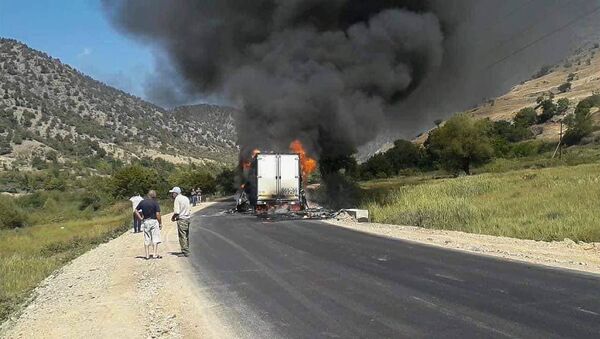 سقوط کامیونی با نمره ایران در دره‌ای در جنوب ارمنستان - اسپوتنیک ایران  
