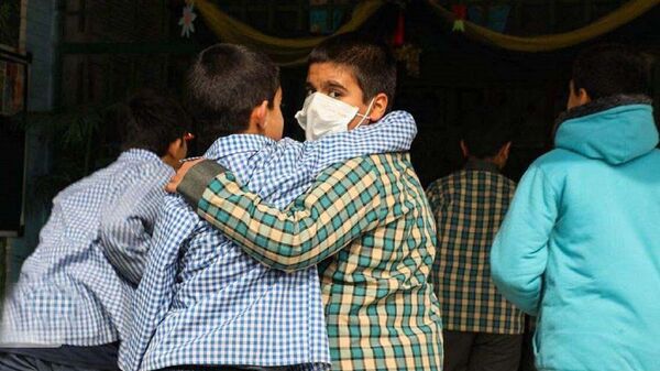 مدرسه مجازی برای دانش‌آموزان ایرانی خارج از ایران راه‌اندازی می شود - اسپوتنیک ایران  