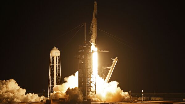 Запуск ракеты SpaceX Falcon 9 с мыса Канаверал - اسپوتنیک ایران  