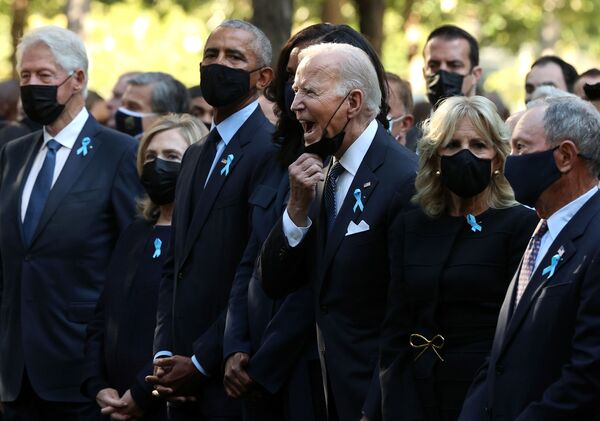 جو بایدن رئیس جمهور آمریکا در مراسم یادبود ۱۱ سپتامبر در نیویورک - اسپوتنیک ایران  