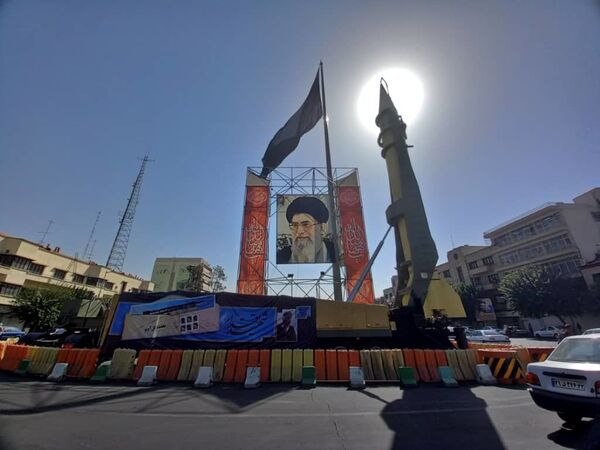 در این نمایشگاه ادوات و تجهیزات نظامی سبک، نیمه سنگین و سنگین به نمایش گذاشته شده است - اسپوتنیک ایران  