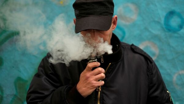 فروش دستگاه های گرمایش تنباکو IQOS در آمریکا ممنوع شد - اسپوتنیک ایران  