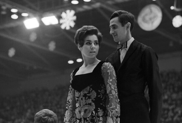 لیودمیلا پاخاموا و الکساندر گورشکوف در قهرمانی اروپا سال ۱۹۷۰ - اسپوتنیک ایران  