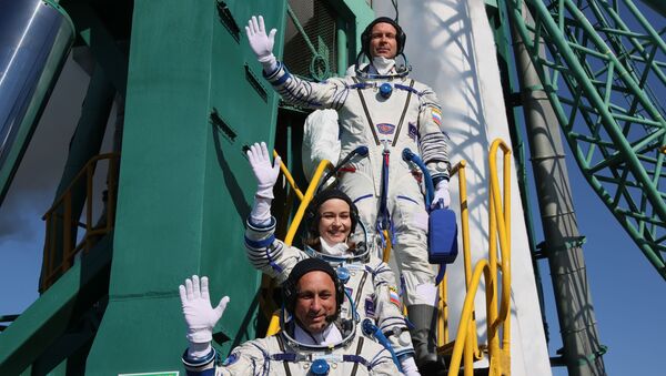 اعضای اصلی سفینه «سایوز ام سی ۱۹» در ایستگاه فضایی قبل از پرتاب - اسپوتنیک ایران  