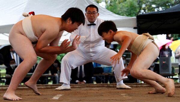 ورزش سومو ژاپن در بین محصلان مدارس ابتدایی
مسابقه جام المپیک جوانان - اسپوتنیک ایران  