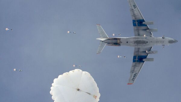 رزمایش مشترک نیروهای هوابرد روسیه و مصر  - اسپوتنیک ایران  