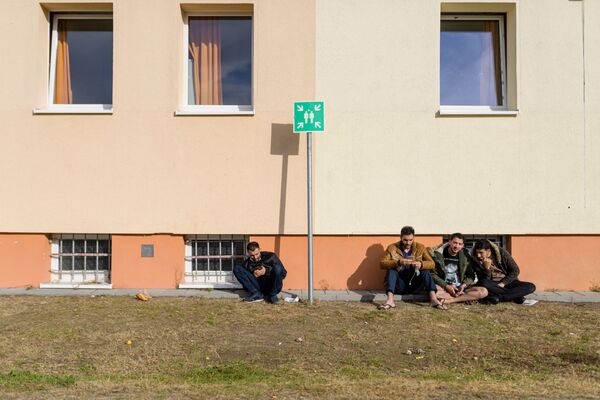 مرکز پذیرش اولیه پناهندگان در ایالت براندنبورگ آلمان  - اسپوتنیک ایران  