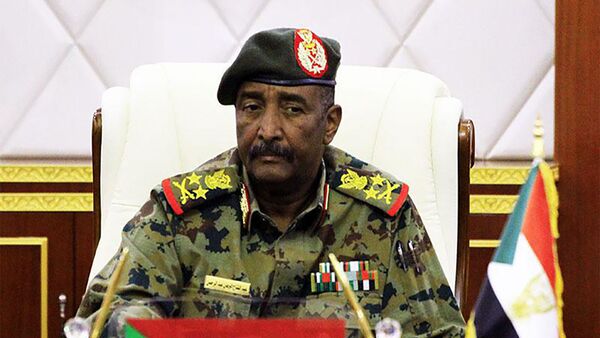 رهبر نظامی سودان درباره انحلال دولت این کشور توضیح داد - اسپوتنیک ایران  