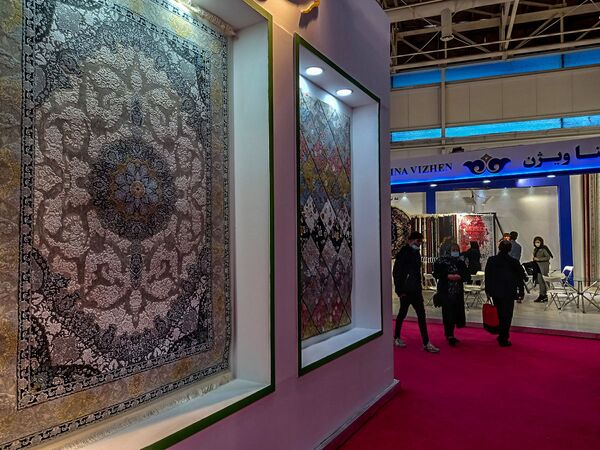 سیزدهمین نمایشگاه فرش های ایرانی در تهران - اسپوتنیک ایران  
