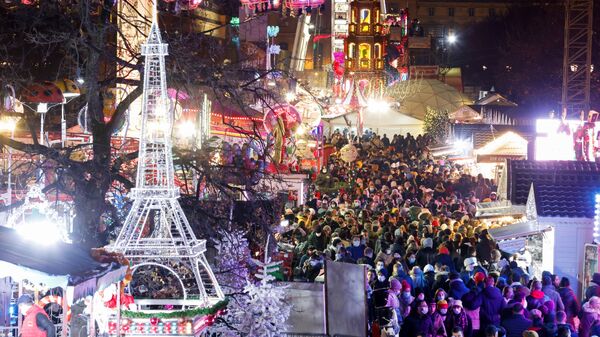Рождественская ярмарка в Париже  - اسپوتنیک ایران  