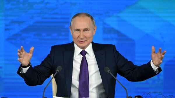 ولادیمیر پوتین، رئیس جمهور روسیه در کنفرانس مطبوعاتی سالانه خود - اسپوتنیک ایران  
